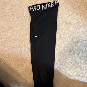 womens nike pro leggings